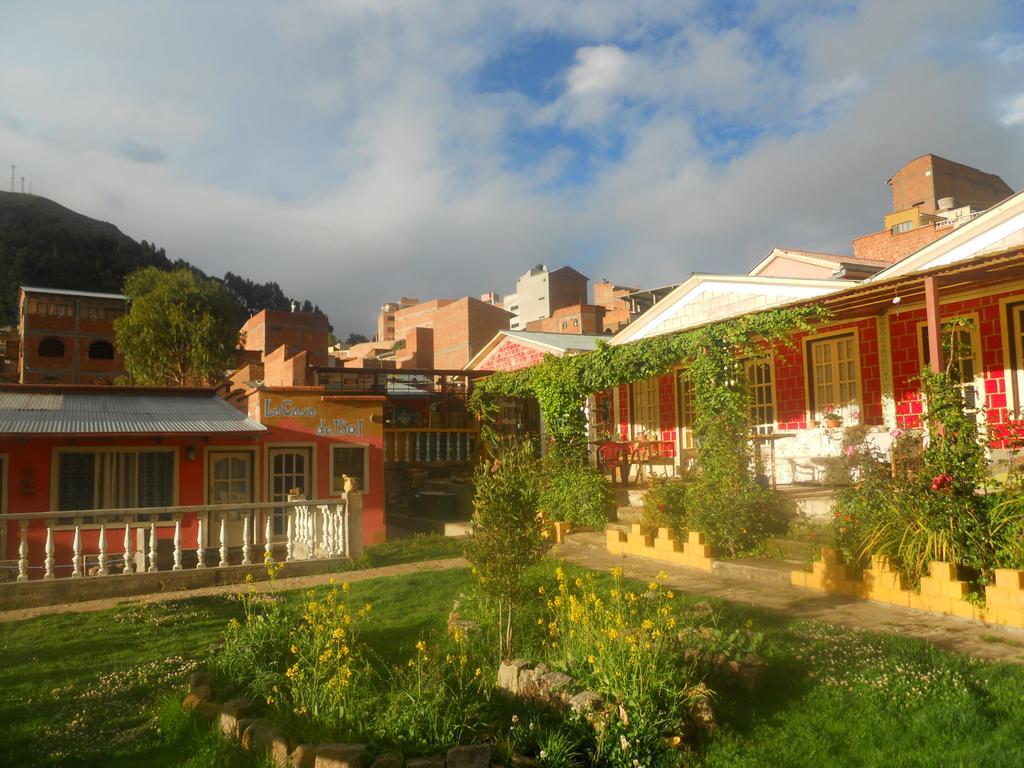 Hostal La Casa Del Sol Копакабана Екстер'єр фото